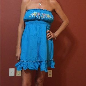 Blue strapless dress